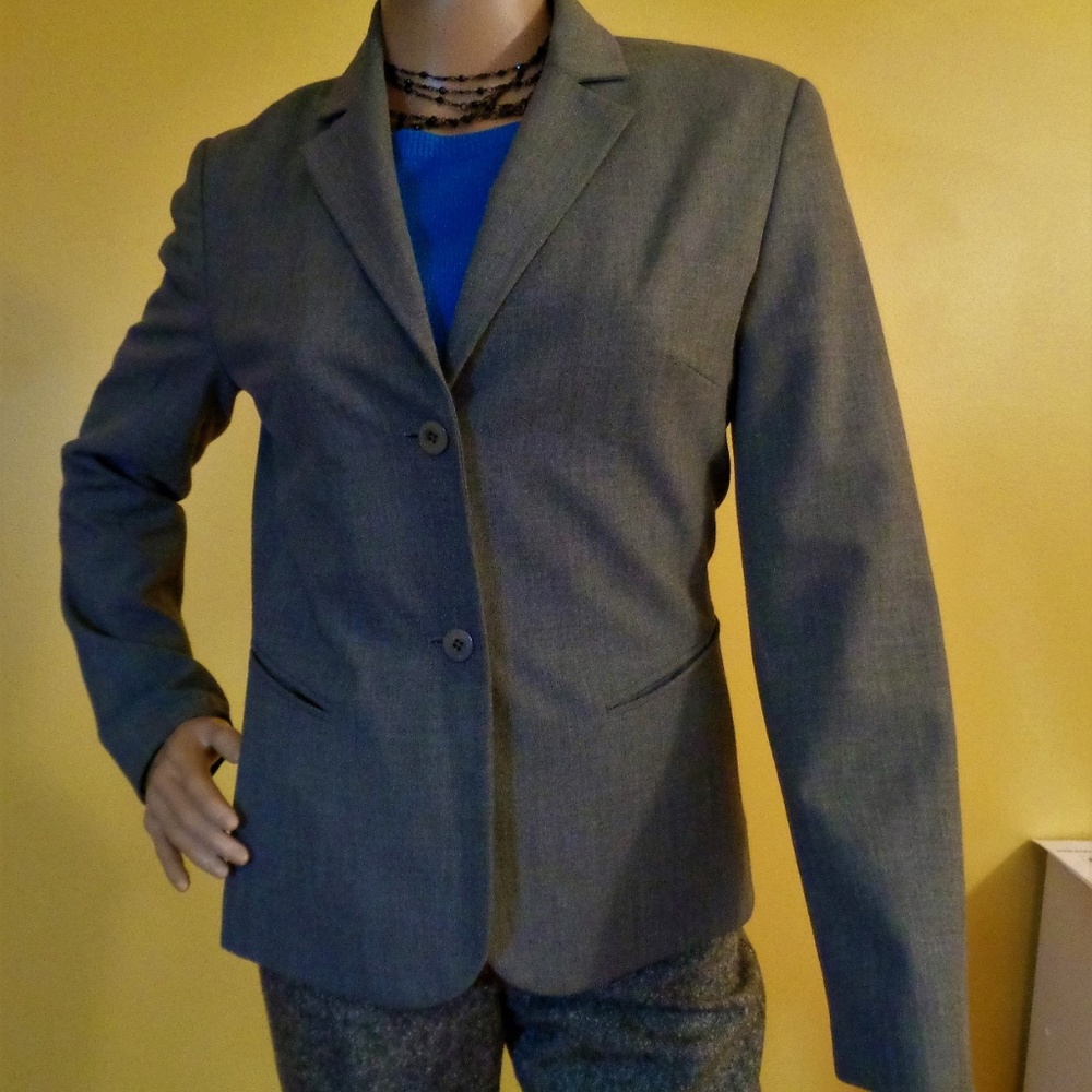 The Limited Stretch two button blazer XS - Picture 4 of 7